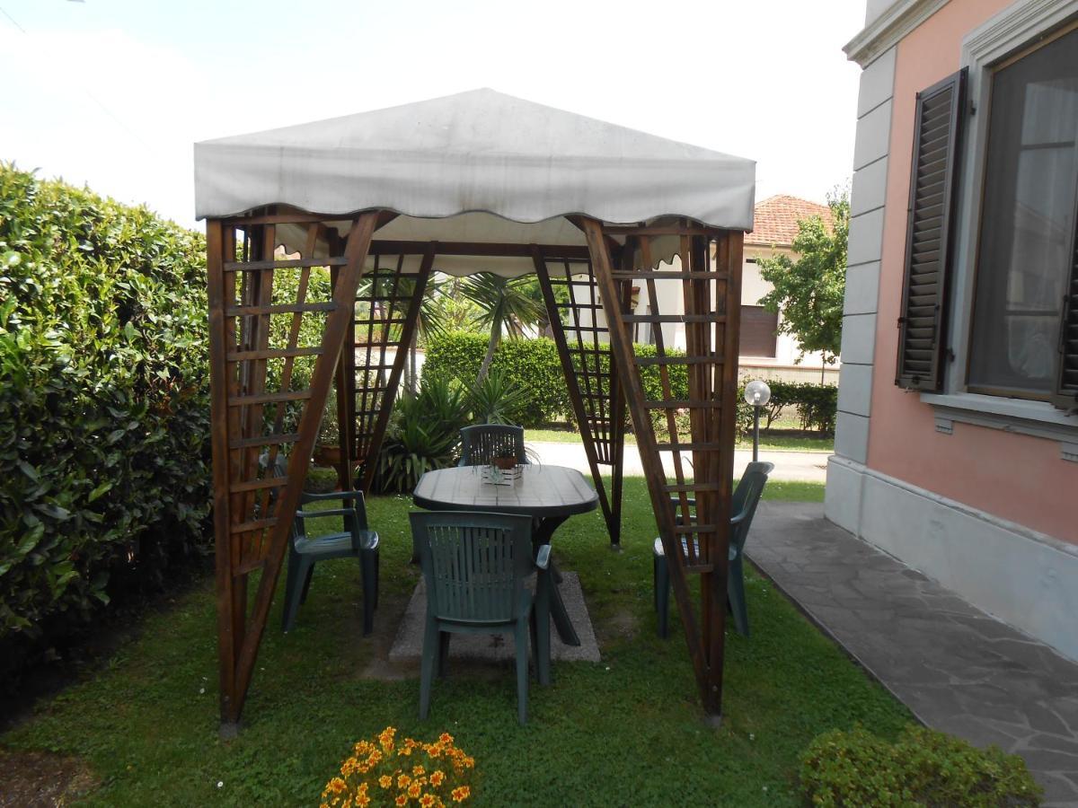 Casa Vacanze Orsi Λούκα Εξωτερικό φωτογραφία