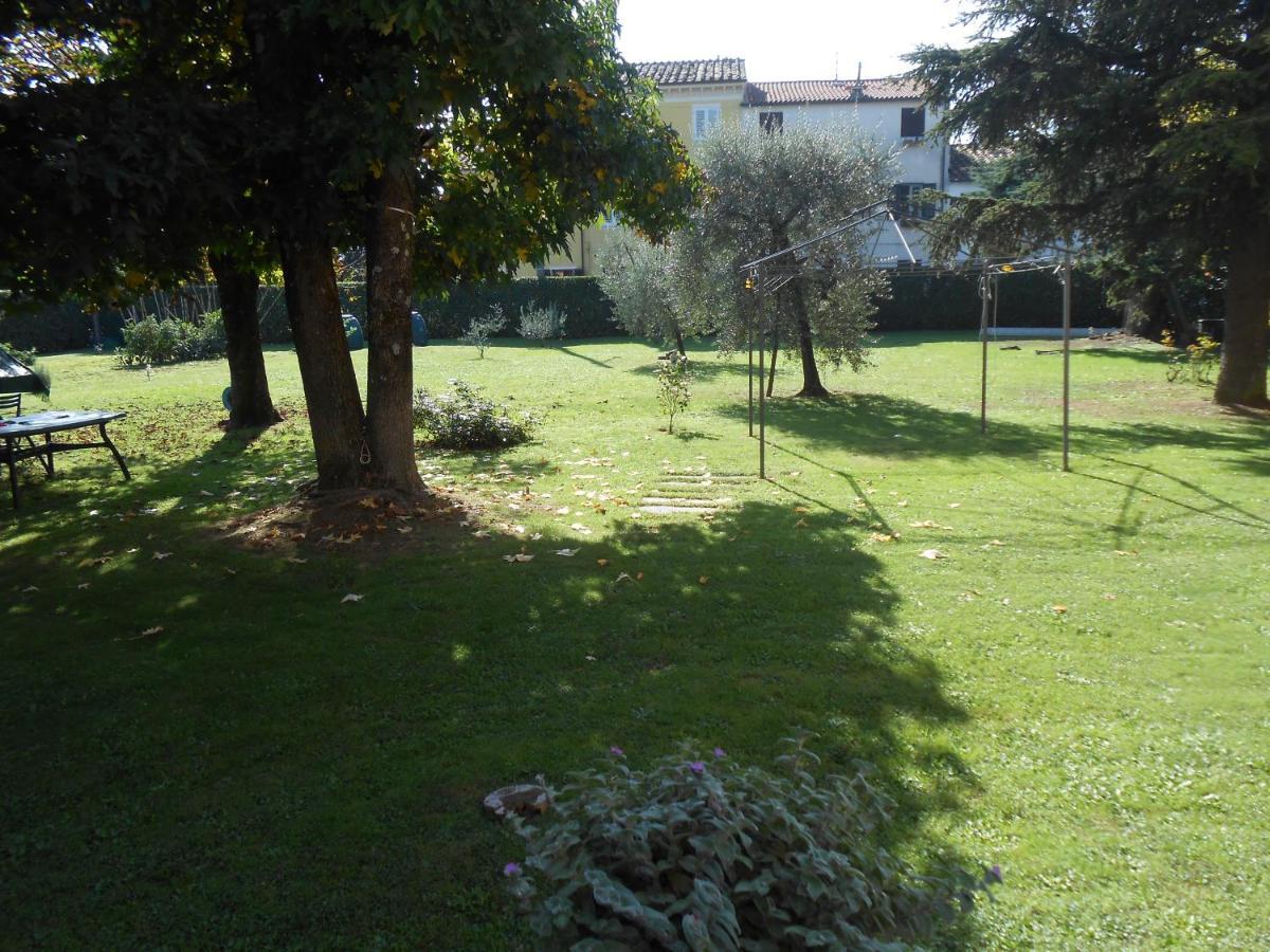 Casa Vacanze Orsi Λούκα Εξωτερικό φωτογραφία